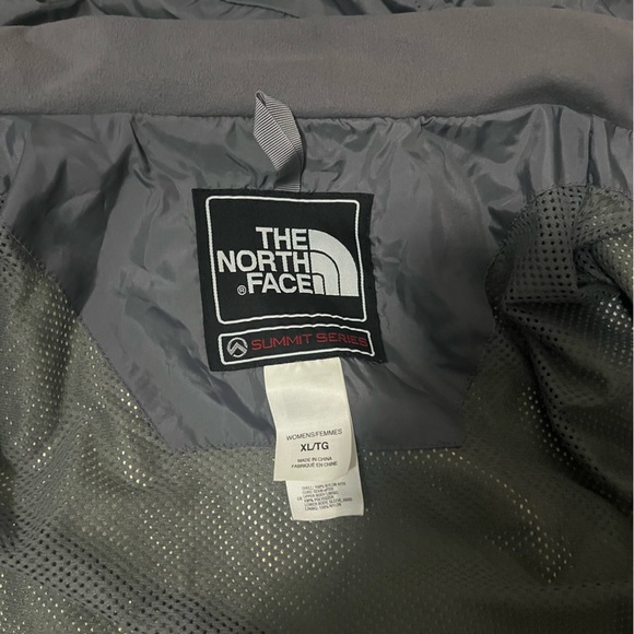 The North Face Summit Series Size XL - Picture 5 of 5